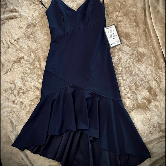 Xscape. Beautiful cocktail dress. Some stretch. Macys dress❤️ - Picture 3 of 13